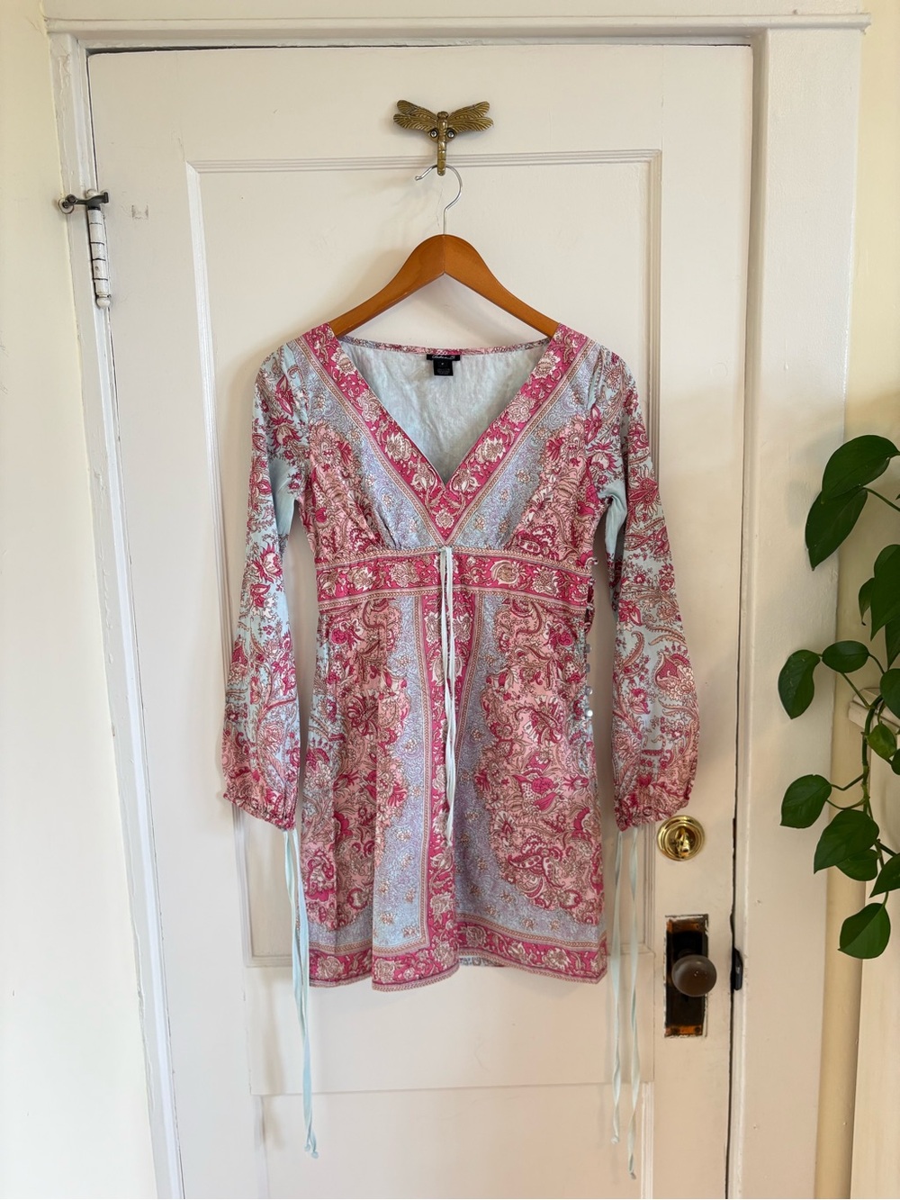 Arden B Light Blue & Pink Paisley V-Neck Cotton Mini Dress XSmall Petite